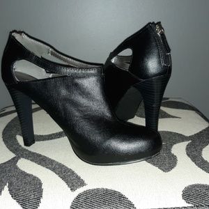 Maurices booties